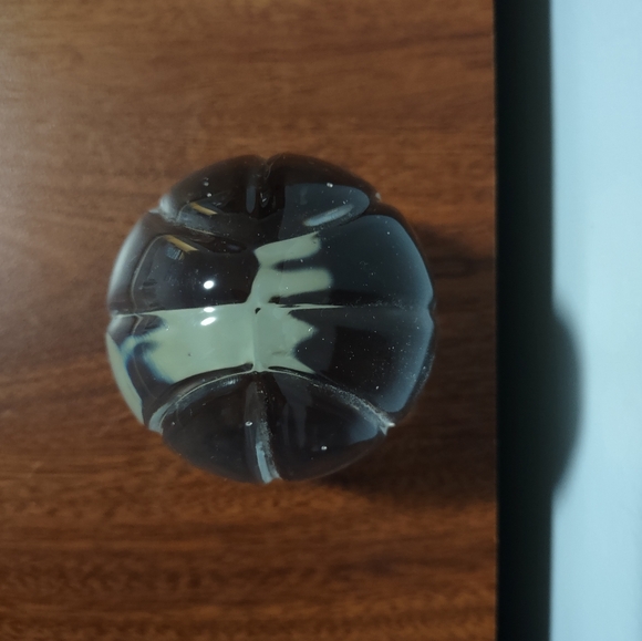 2" clear glass basketball paperweight - Picture 6 of 8